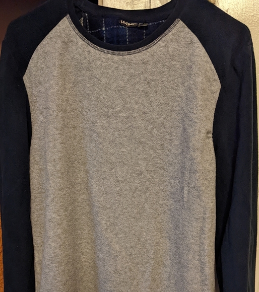 Men's Long Sleeve Pajama Top Bundle (Medium, Hurley + Livergy) - Picture 8 of 11